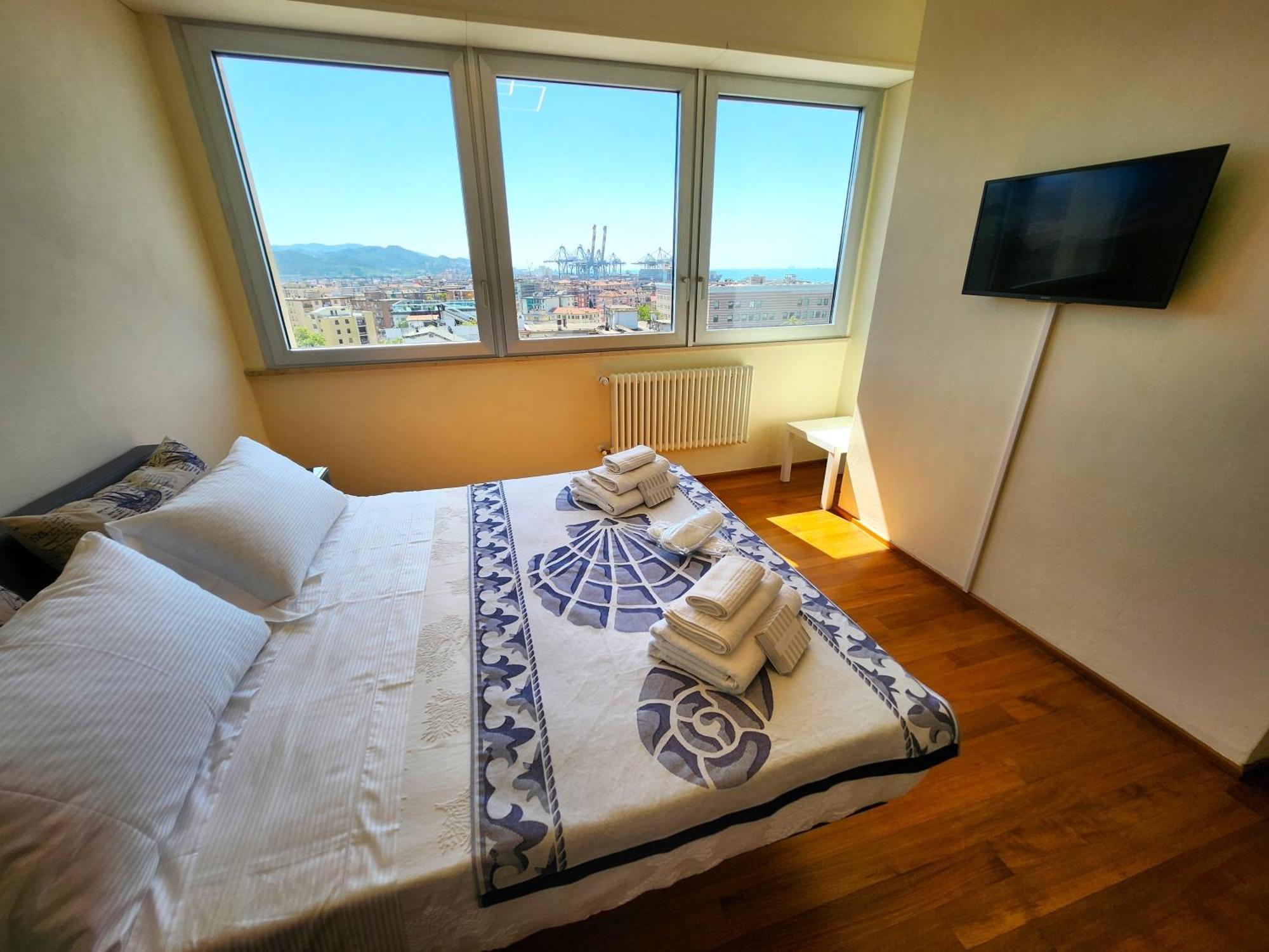 Decimo Cielo Vista Mare Apartment La Spezia