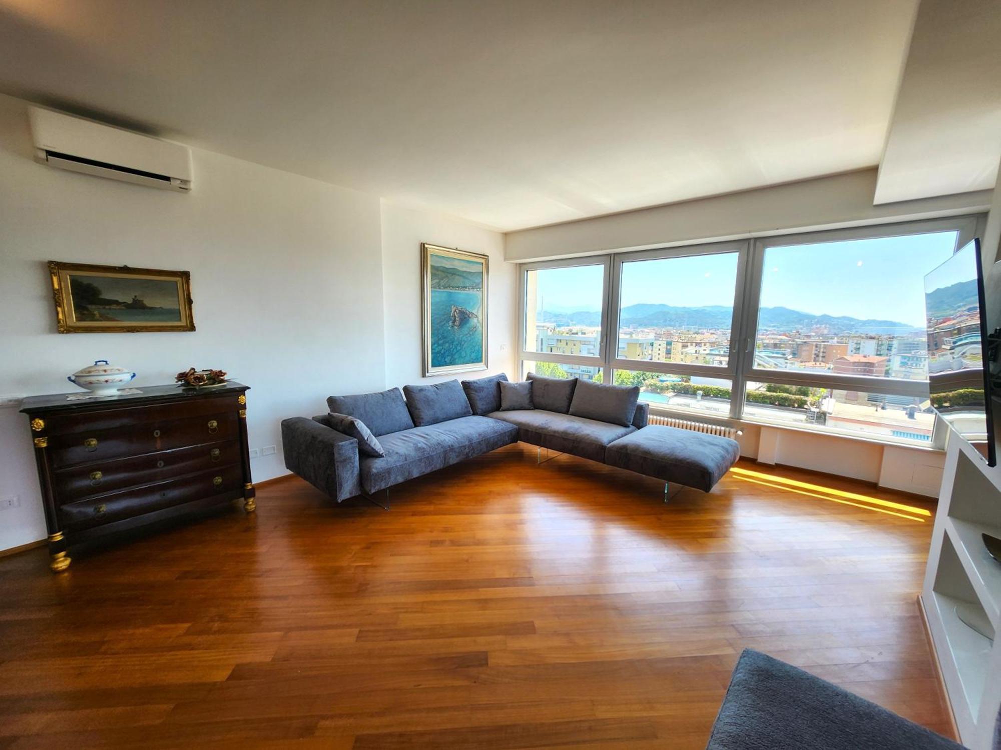 Apartment Decimo Cielo Vista Mare La Spezia